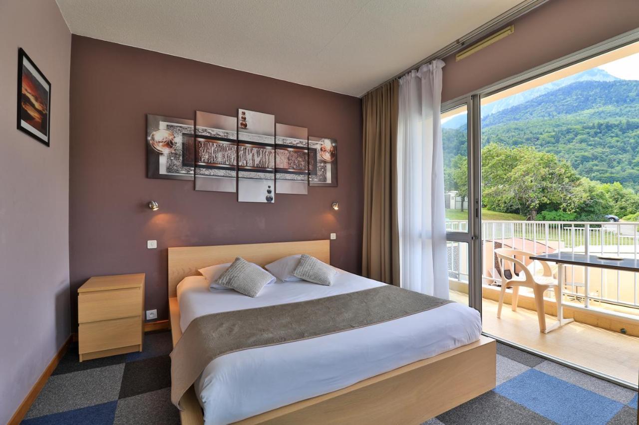 Hotel Les Flots Bleus サヴィーヌ・ル・ラック エクステリア 写真