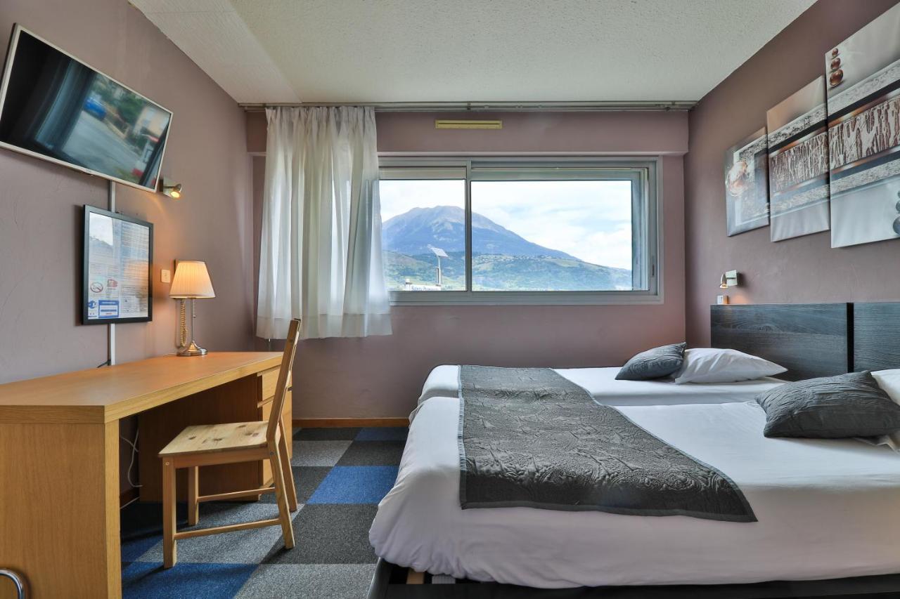 Hotel Les Flots Bleus サヴィーヌ・ル・ラック エクステリア 写真