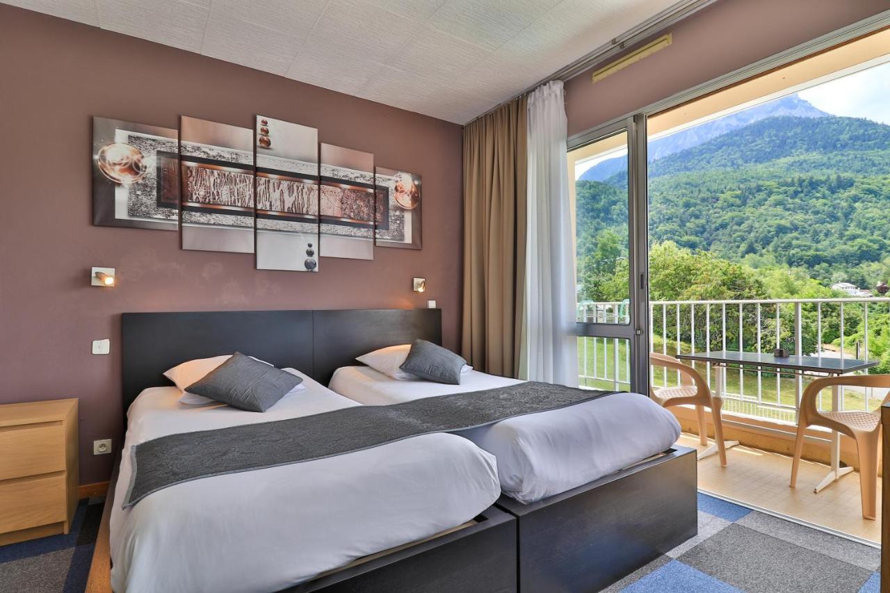 Hotel Les Flots Bleus サヴィーヌ・ル・ラック エクステリア 写真